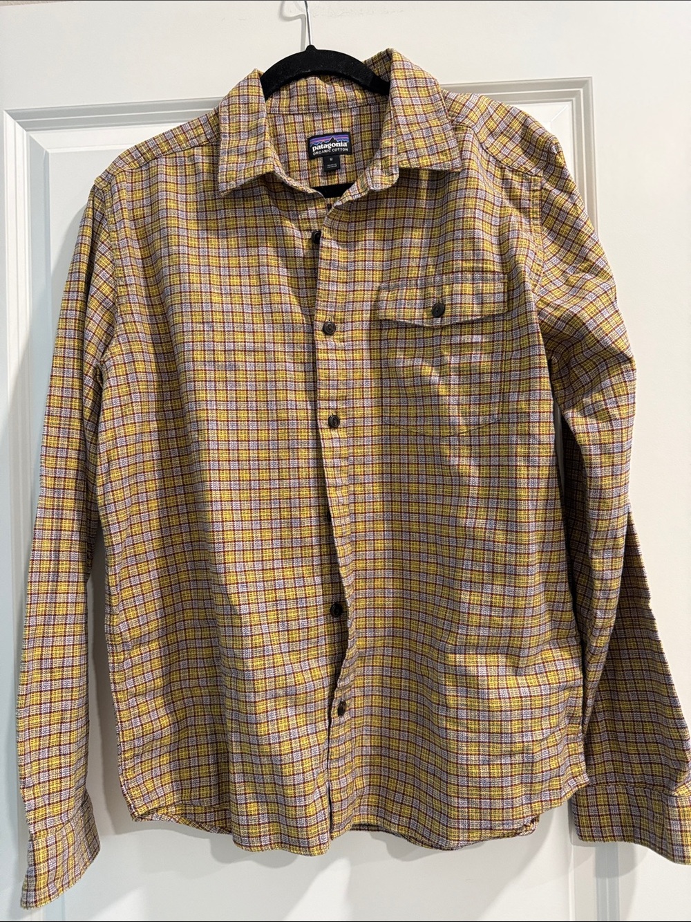 Patagonia Men's Yellow Plaid Button-Up organic cotton Shirt sz m